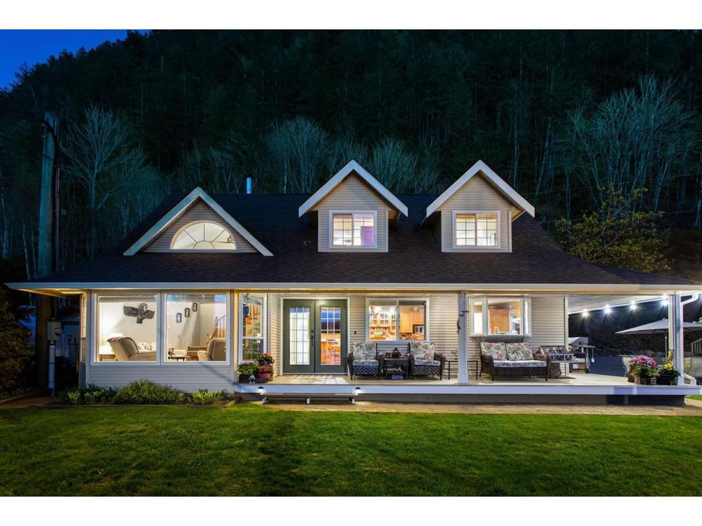 7388 Rockwell Place|harrison Lake, Harrison Hot Springs