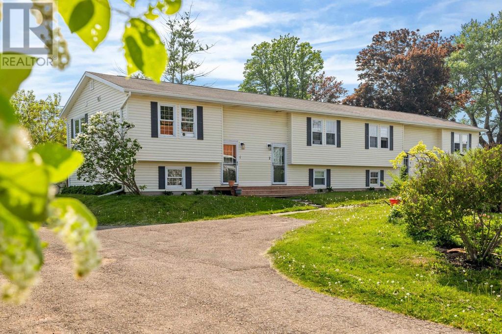 1 14 Marshall Street, North Rustico