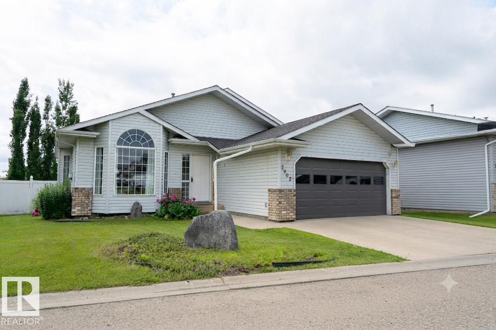 2902 Cornwall Dr, Athabasca Town