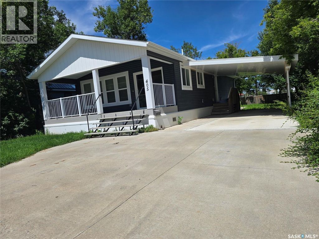 405 2nd Avenue Se, Weyburn