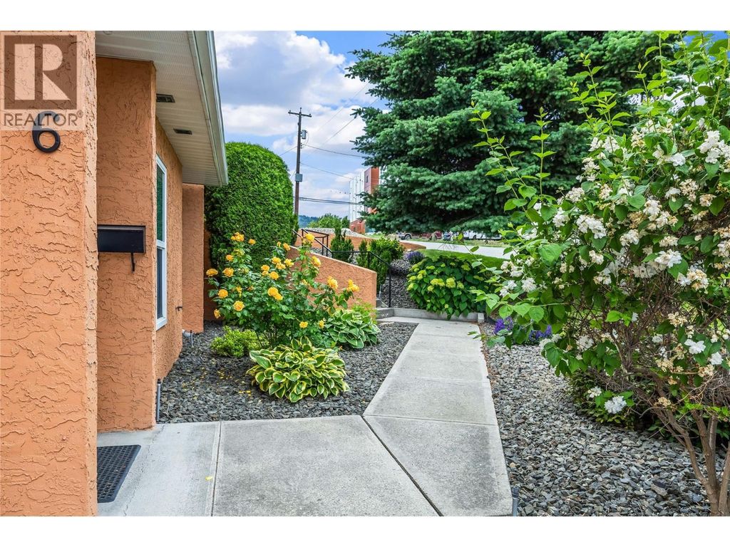 2433 Ingram Road Unit# 6, Westbank