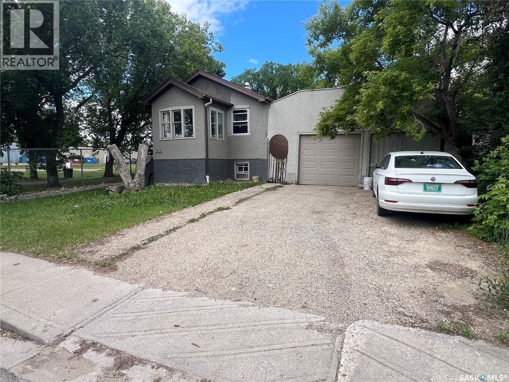 1936 Broder Street, Regina