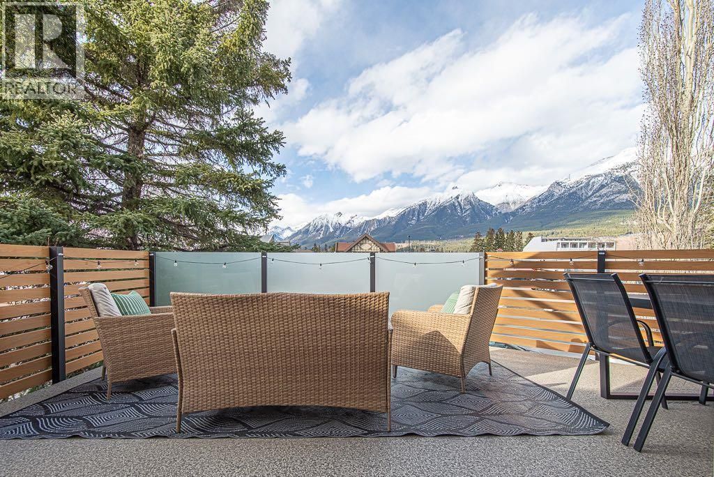 2, 729 7th Street, Canmore