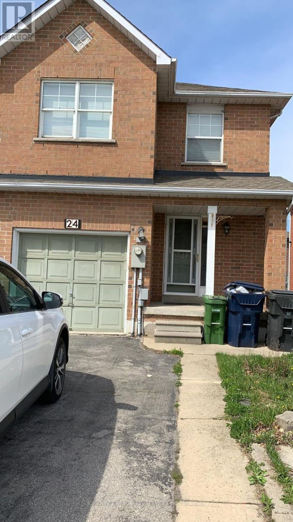 24 Mattari Court, Toronto (west Humber-Clairville)