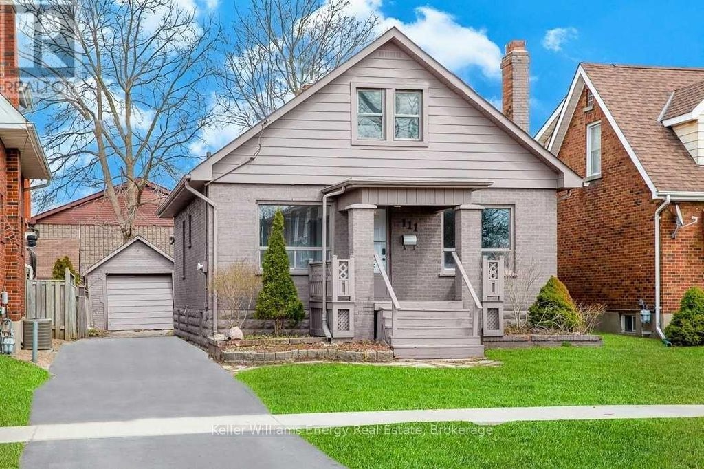 111 Oshawa Boulevard S, Oshawa (central)