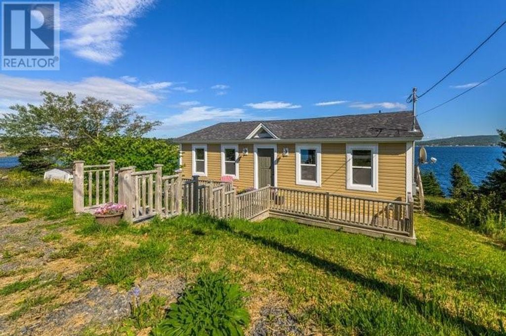 21 Front Road, Dildo