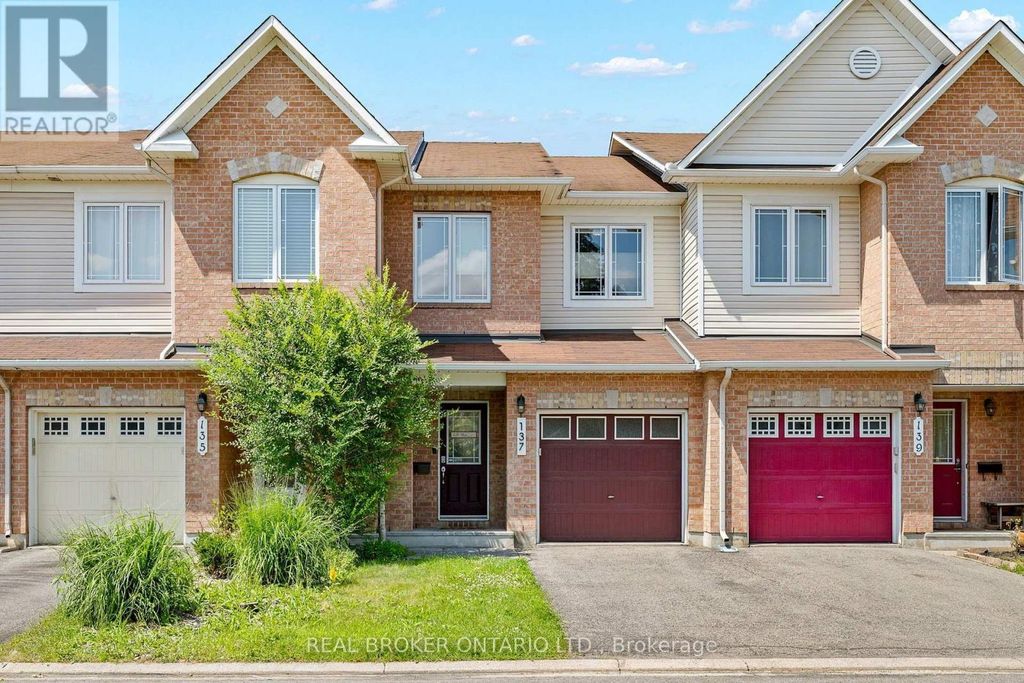 137 Marrissa Avenue, Ottawa