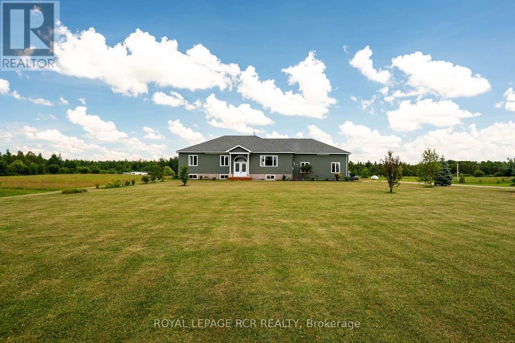 334409 7th Line, Amaranth