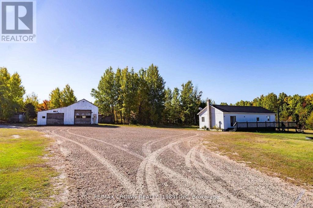 936 Laplante Road, Bonfield