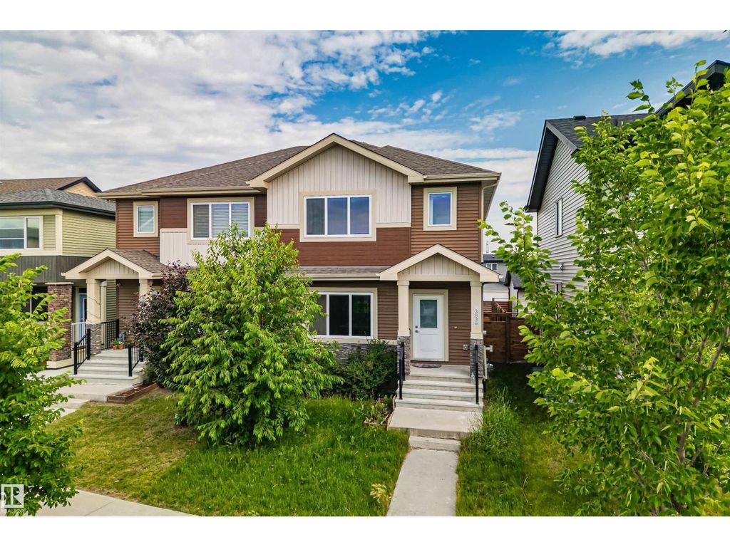383 Charlesworth Dr Sw, Edmonton