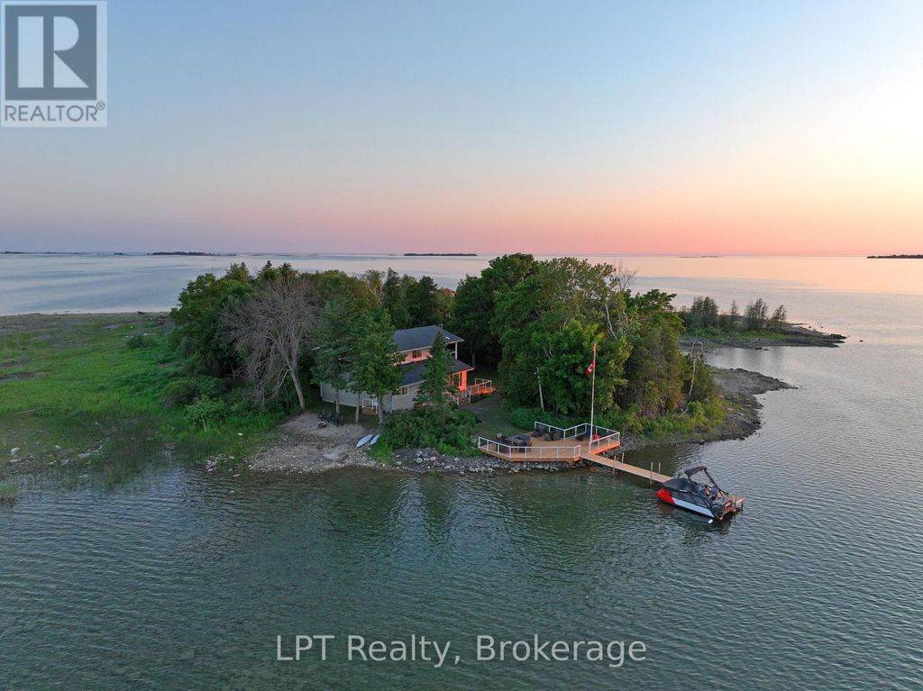 25 Dock Road, South Bruce Peninsula