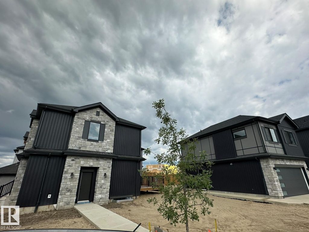 30 Chartres Cl, St. Albert