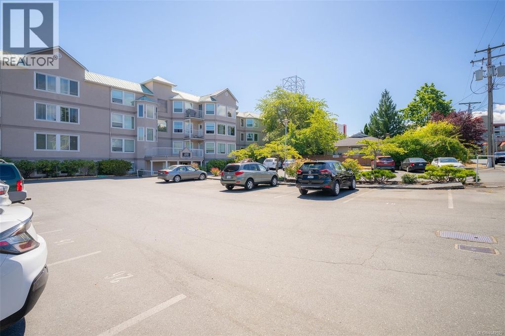 305 240 Milton St, Nanaimo