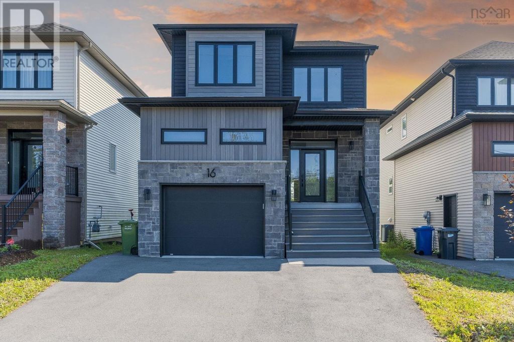 16 Breaktrail Drive, Bedford