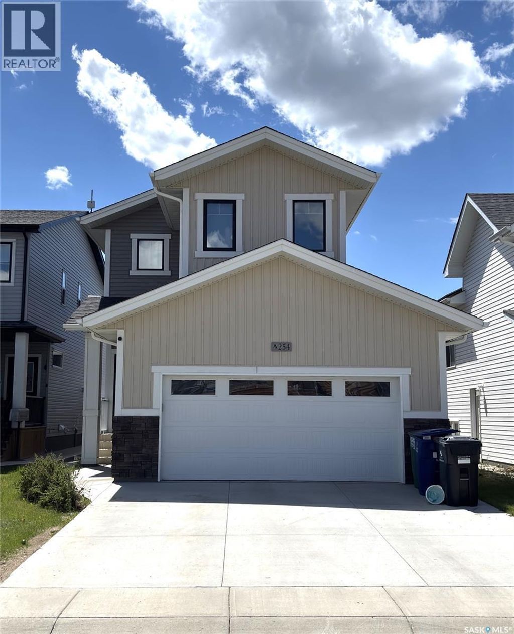 254 Aniskotaw Manor, Saskatoon