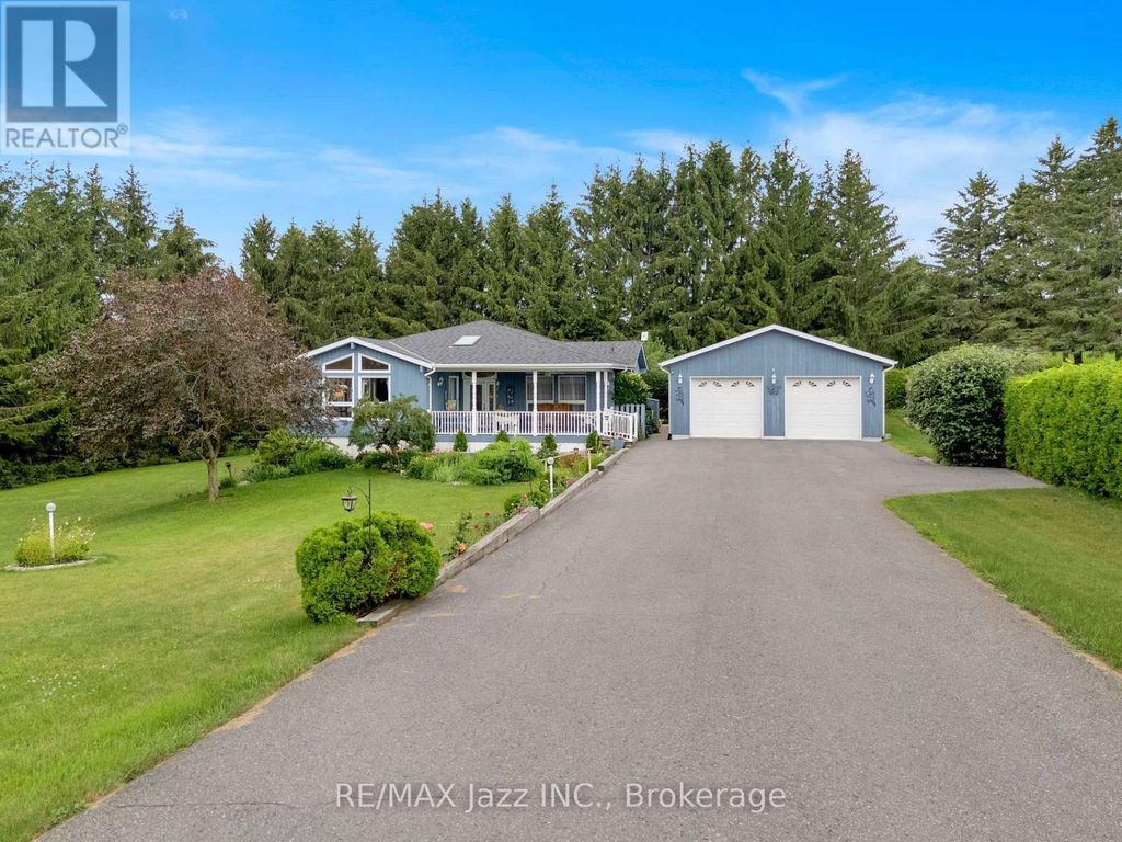 9632 County 10 Road, Port Hope