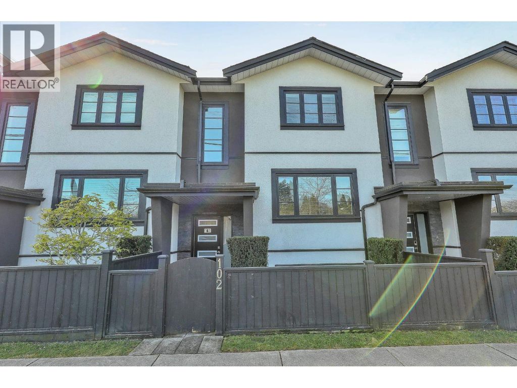 102 806 Gauthier Avenue, Coquitlam
