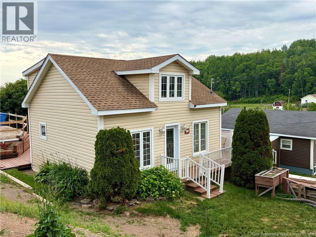 191 Renfrew, Dalhousie