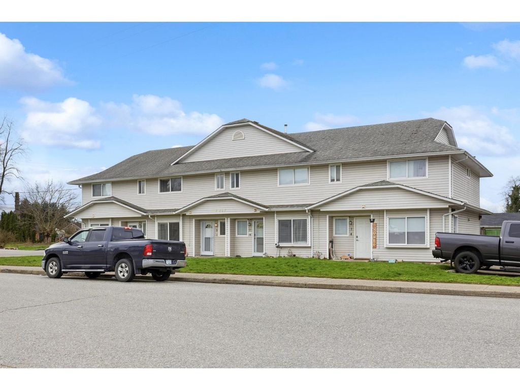 1,2,3,4 9145 Charles Street|chilliwack Proper East, Chilliwack
