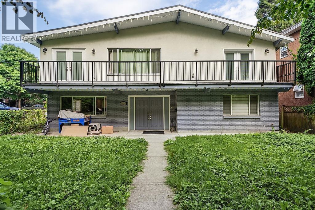 5430 Melbourne Street, Vancouver