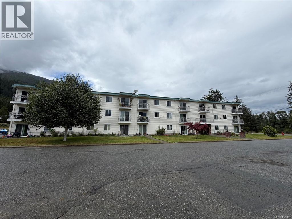 307 611 Macmillan Dr, Sayward
