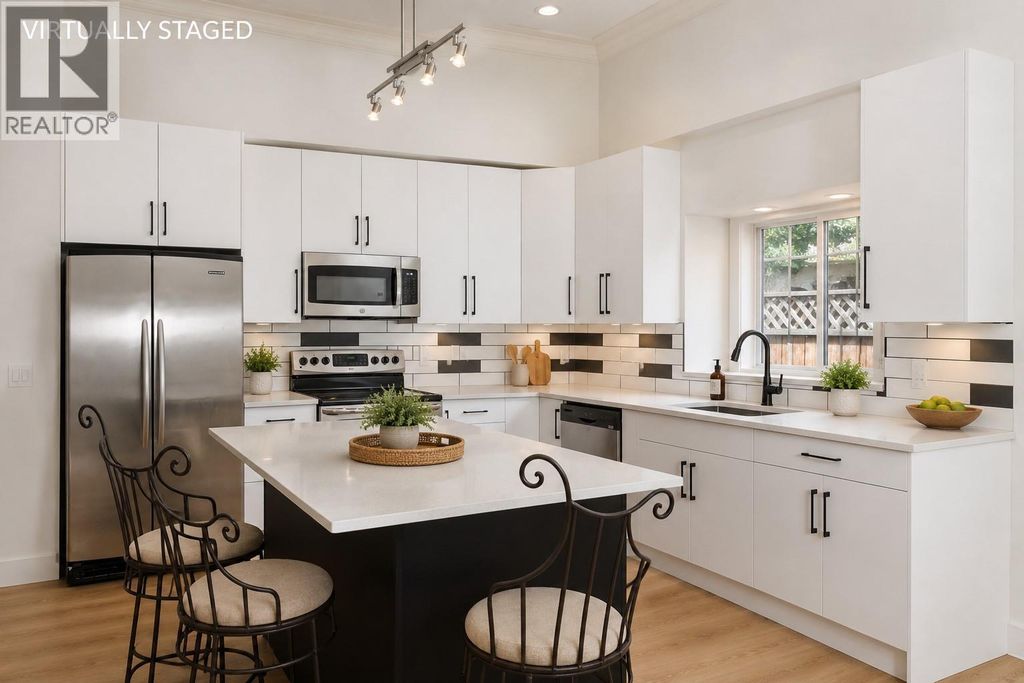 2929 Richter Street, Kelowna
