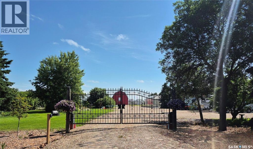 Flowerville Avenue Acreage, Lac Pelletier Rm No. 107