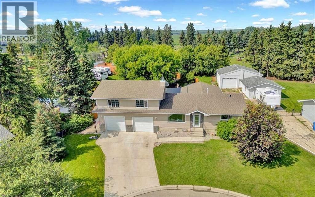125 13 Avenue, Carstairs