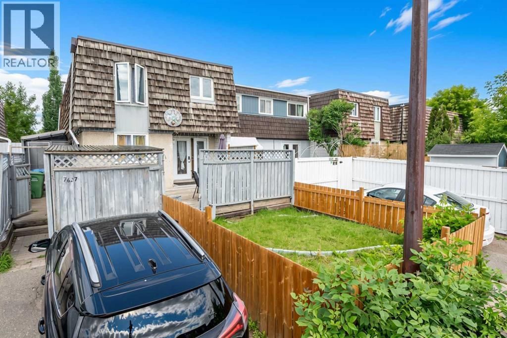 7627 24a Street Se, Calgary