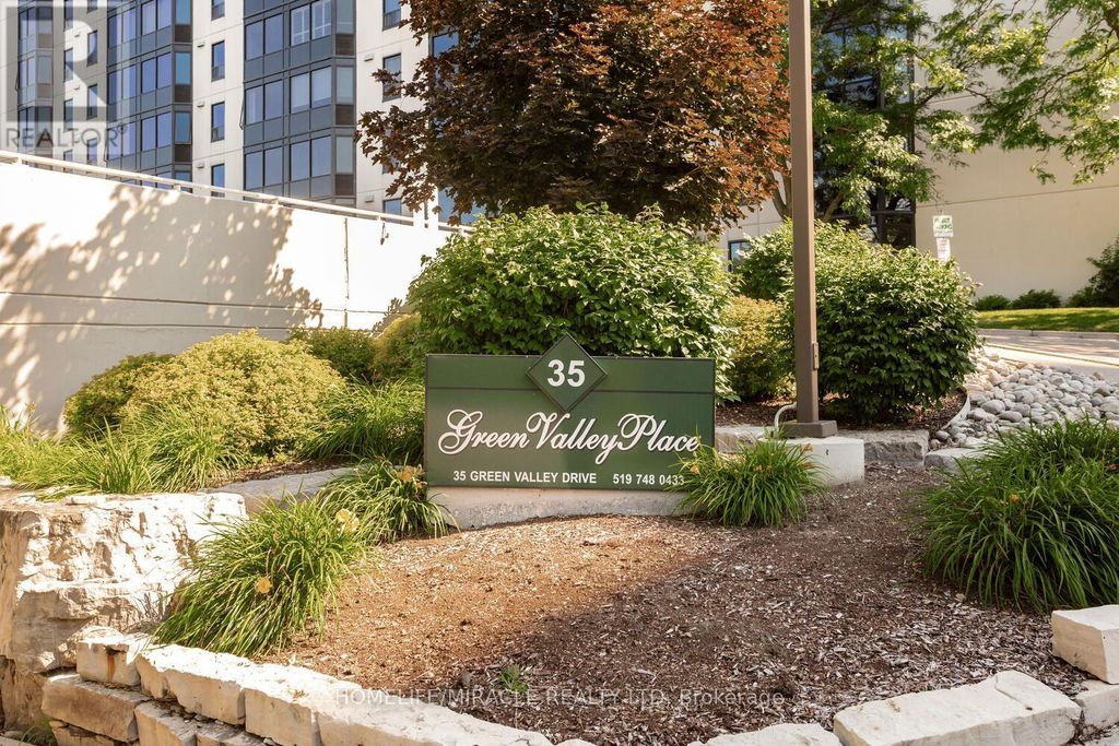 1705 - 35 Green Valley Drive, Kitchener