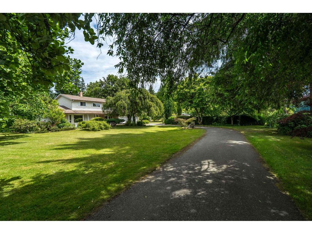 7538 240 Street, Langley