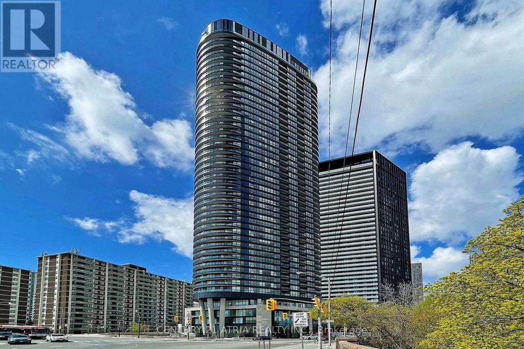 420 - 585 Bloor Street E, Toronto (north St. James Town)