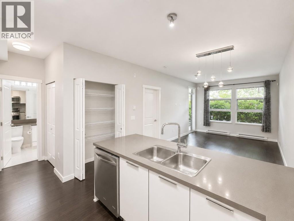 108 607 Cottonwood Avenue, Coquitlam