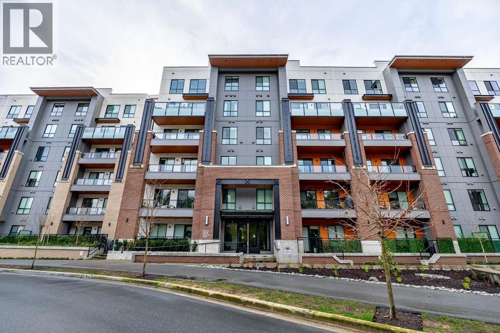 231 55 Klahanie Drive, Port Moody