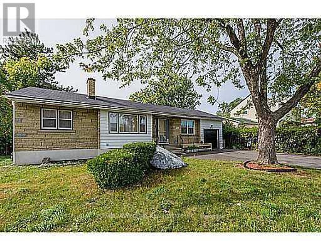 2576 Alta Vista Drive, Ottawa