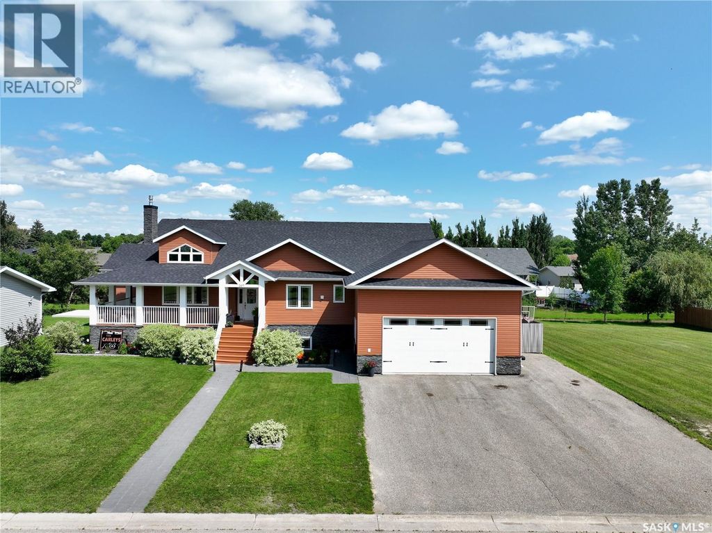 207 6th Street W, Carnduff