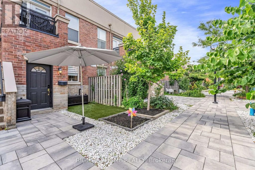 104 - 55 Halton Street, Toronto (trinity-Bellwoods)