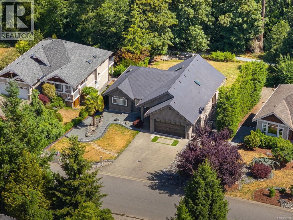 2544 Kinnoull Cres, Mill Bay
