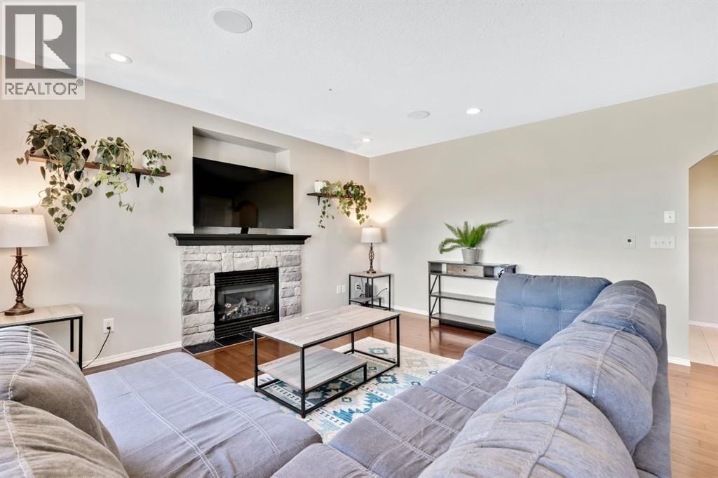 148 Hillcrest Boulevard, Strathmore