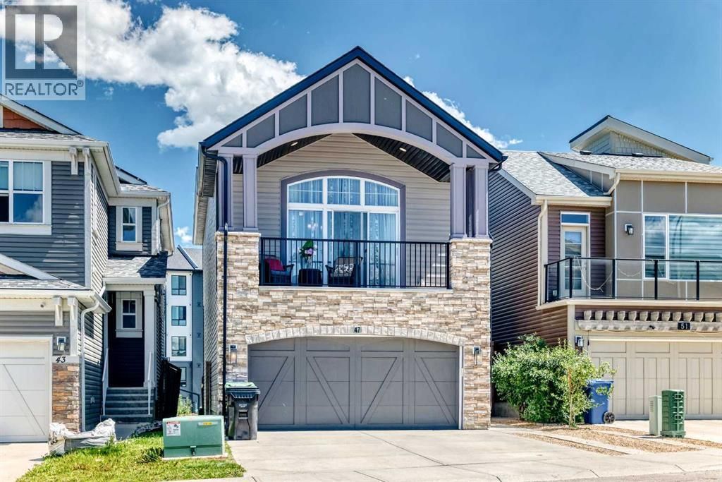 47 Sage Bluff Mews Nw, Calgary