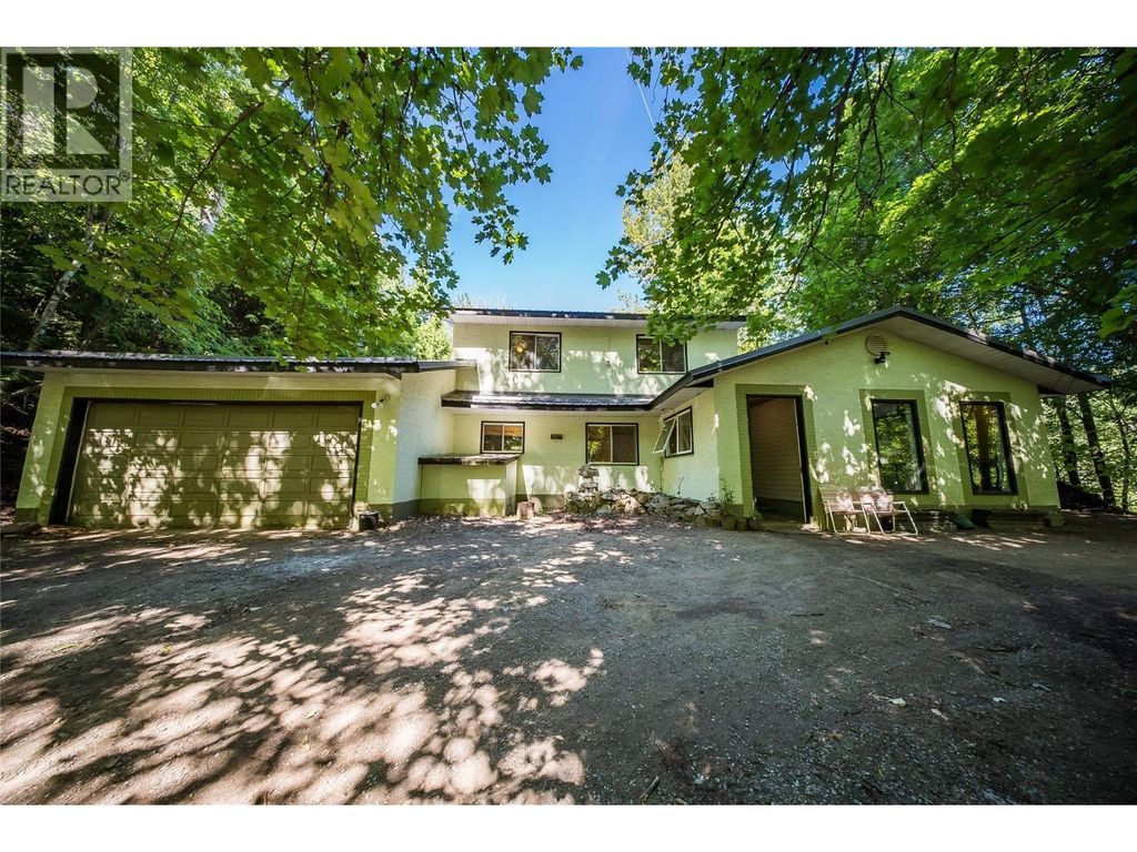 60 Short Street, Trail
