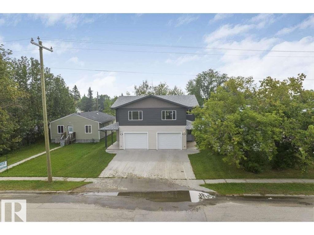 5265 52 St, Mayerthorpe