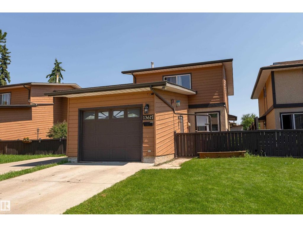 13617 28 St Nw, Edmonton