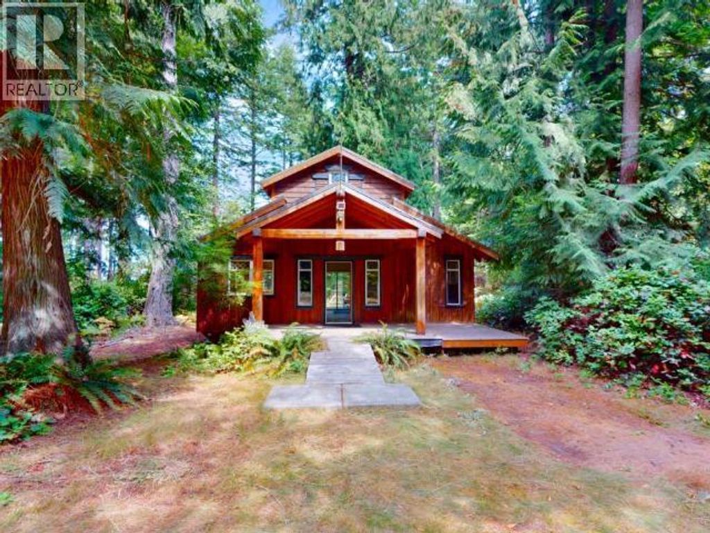 1643 Vancouver Blvd, Savary Island