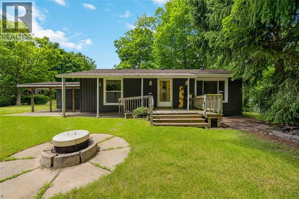 4895 Lakeshore Road Unit# A17, Plympton-Wyoming