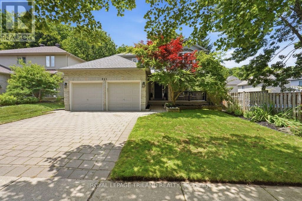 921 Guildwood Boulevard, London North (north M)