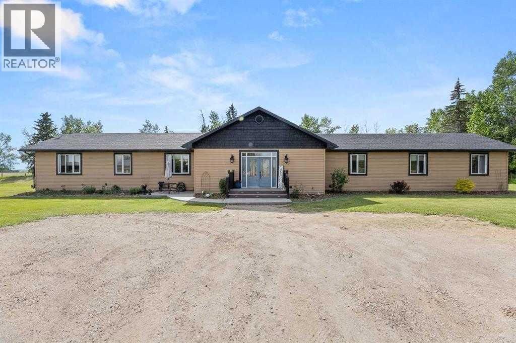 28537 Township Road 334, Rural Mountain View County