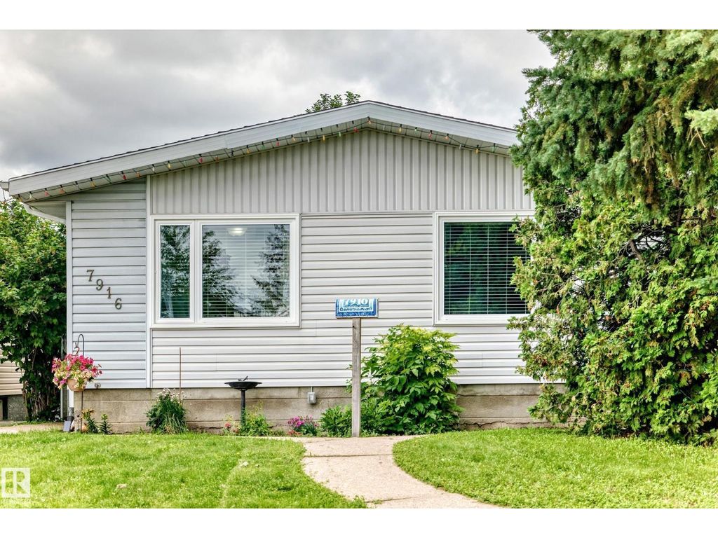 7916 130 Av Nw, Edmonton