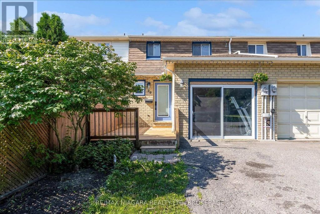 29 Romy Crescent, Thorold (confederation Heights)