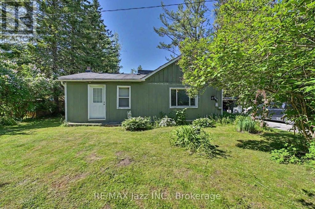 4 Hubbard Street, Georgina (pefferlaw)